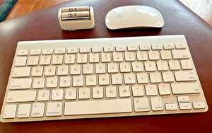 Apple Wireless Keyboard A1314 and Magic Mouse A1296 Tested & Working! - Picture 1 of 1