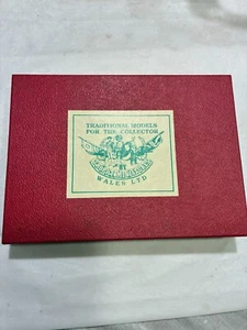 BRITAINS, 6 QUEEN'S MEN NEW IN INCORRECT BOX, NICE, READ! - Picture 1 of 5