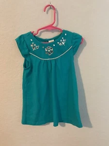 Gymboree Shirt Girls Size 5. The Shirt Has Silver Accents Around The Collar - Picture 1 of 3