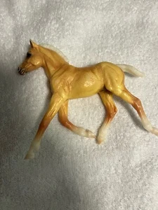 Breyer Horses Tan Colt - Picture 1 of 6