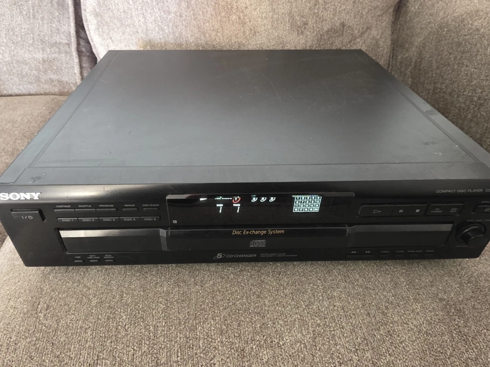 Cambiador de CD de 5 discos Sony CDP-CE335 probado y funcionando - sin control remoto ni cables AV Foto 1 de 4