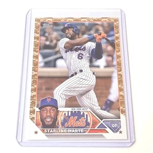 2023 Topps Series 1 Starling Marte Camo Parallel #01/25 #199 - Picture 1 of 3