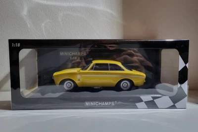 MINICHAMPS 1/18 155120024 - Alfa Romeo Giulia 1300 GTA 1300 Junior 1971 yellow - Immagine 1 di 3