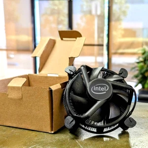 K69237-001 Intel CPU Cooler for LGA1200 / LGA115x Copper Core NEW - Zdjęcie 1 z 2