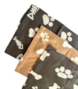 Pet Blanket 3 Pcs. Set, Dog & Cat Blanket, Flannel Warm Blanket 38 x 28 Inches - Picture 1 of 7