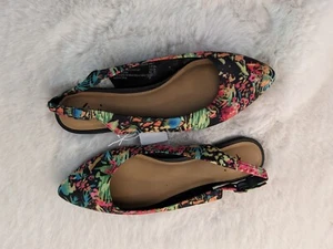 Neu mit Etikett Fioni flache Schuhe Stoffobermaterial schwarz tropisch Slingback Größe 7 - Bild 1 von 9