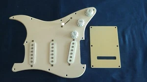 * Complete Wired Pen Pickguard for Stratocaster - Loaded Pickguard * - Picture 1 of 5