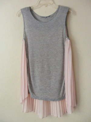 EUC Silvian Heach Women Sz S Pleated Tops Lo Hi Hem Slevless Polyester Pullover - Image 1 of 4