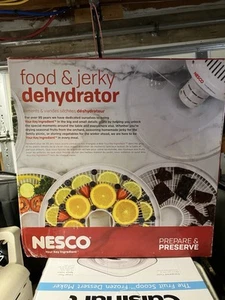 Nesco Food Dehydrator And Jerky Maker FD-60 4 Trays - Picture 1 of 1