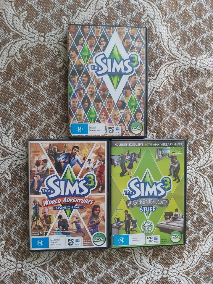 The Sims 3 PC Bundle - 1 x Sims 3 Game + 2 Expansion Packs (All With Manuals) - Image 1 of 4