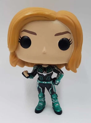 Funko Pop! Figura Vinilo Capitán Marvel Vers #427 ABIERTA Foto 1 de 4