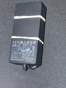 Microsoft 1749 Dockingstation Ladegerät 90W 15V Netzteil für Surface Pro 4 - Bild 1 von 2