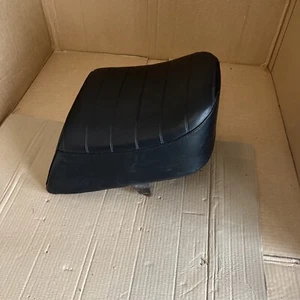 Kawasaki KZ750 LTD Pillion Seat Saddle Unit - GOOD CONDITION - FREE POST - G4A - Picture 1 of 8