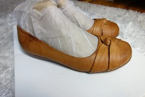 Abeo Ballet Flats Neutral Tan Narrow Arch Support Minimalist Comfort size 7.5N - Picture 1 of 7