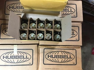 BOX OF 10  HUBBELL 5666-CA INSULGRIP DEAD FRONT ANGLE PLUGS  HBL5666CA - Picture 1 of 2