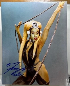 FEMI TAYLOR as Oola - Star Wars: Return Of The Jedi GENUINE SIGNED AUTOGRAPH - Picture 1 of 2