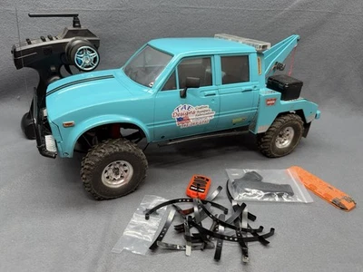 RC4WD TF2 Mojave 4 Door Toyota Custom Tow Truck Wrecker Scale Builders Guild SBG - Image 1 of 4