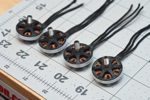 Motor FPVCycle 2203 3450kV 23mm Motor Corto - EL Motor Cinewhoop - Imagen 1 de 8