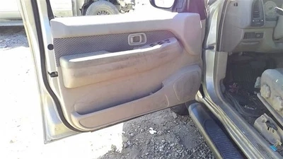 PATHFINDR 2002 Front Door Trim Panel 26442452 Foto 1 de 4