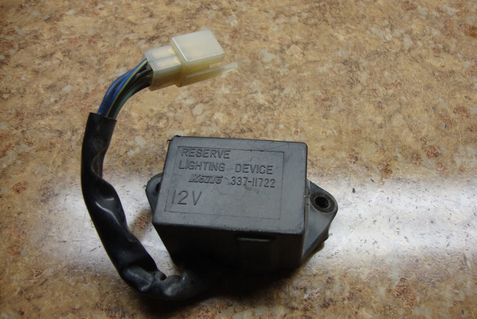 Kawasaki Voyager ZG1200 ZG 1200 B XII 2002 relé de iluminación de reserva caja eléctrica Foto 1 de 1