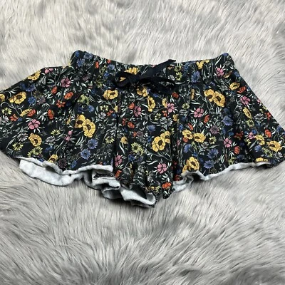 Шорты-качели Intimate Free People с цветочным рисунком A Go Go черные с цветочным рисунком маленькие - Изображение 1 из 4