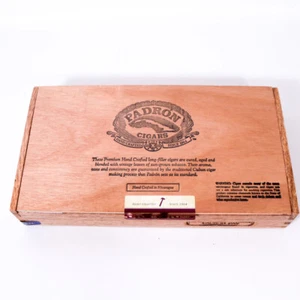 Padron Padron 2000 leere Holz Zigarrenkiste 10,25" x 5,5" x 1,75" - Bild 1 von 8