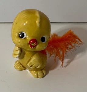 Vintage Enesco Ceramic Yellow Chick Figurine w/ Orange Feather 2.75” Japan E9175 - Picture 1 of 6