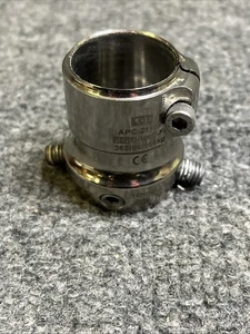 Adaptador de abrazadera de tubo APC con abrazadera plana pieza protésica TI-100C-FL titanio - Imagen 1 de 3