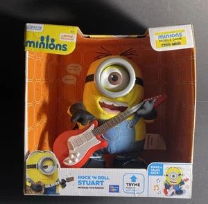 Minions Rock N' Roll Stuart con Guitarra Roja - Nuevo en Caja Difícil de Encontrar - Imagen 1 de 8