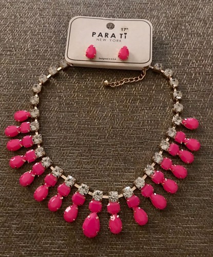 VETEMENTS Collana e orecchini Statement rosa e finto diamante di Parati disegnati negli USA