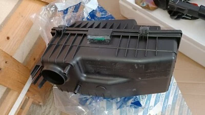 9629899480 SCATOLA PORTA FILTRO ARIA PEUGEOT LANCIA FIAT SCUDO CITROEN  2.0 D - Image 1 of 4