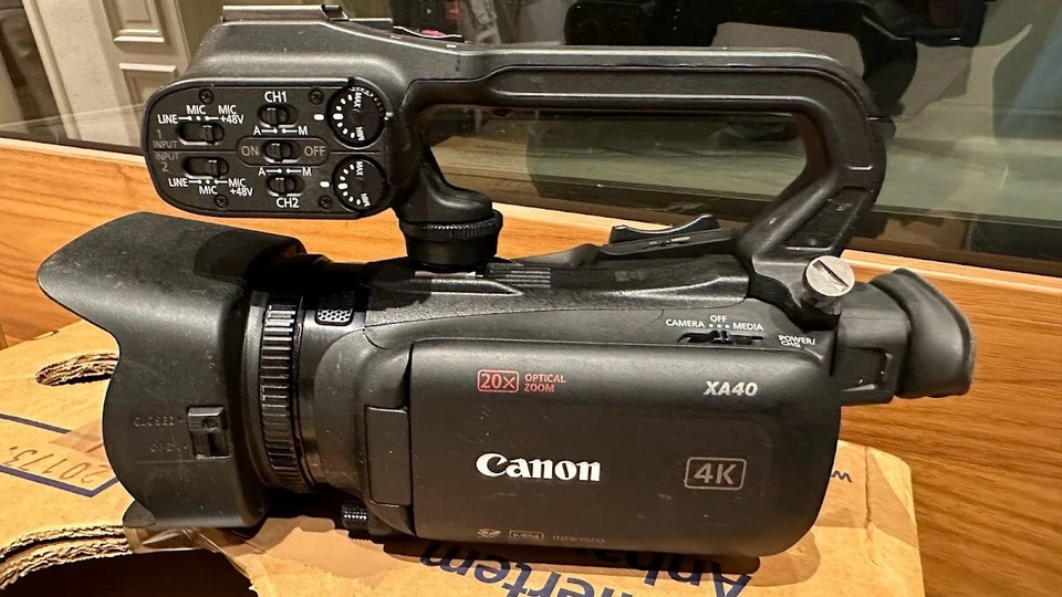 Canon XA40 Ultra HD Professioneller Camcorder - Schwarz HÄNDLER TOP - Bild 1 von 4