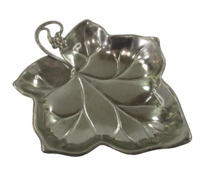 Grape Serving Tray Silver Plated Shape Grape Leaf 24cm x 20cm Depth 4.5cm GC - Image 1 of 4