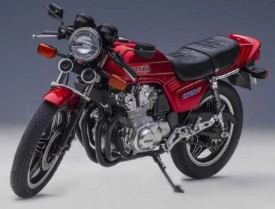 1:12 Honda CB750F Baribari Legend 1981 -- Red -- AUTOart 12561 Motorbike - Image 1 of 4