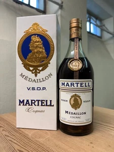 1960er J&F Martell V.S.O.P. Médaillon Cognac 70cl, 40% alk. inkl. Original Box - Imagen 1 de 8
