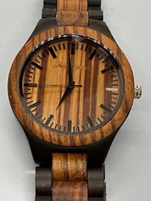 Working Men's Wood Unbranded Quartz Watch CU - image 1 of 4