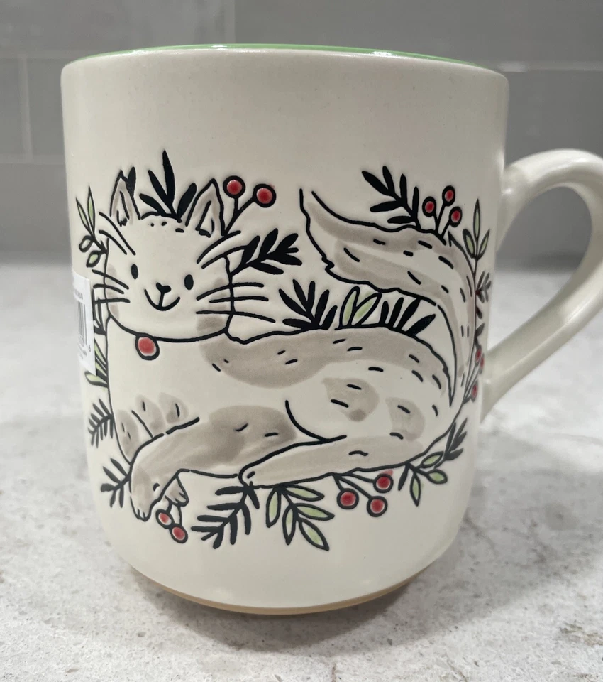 Spectrum Cat Coffee Mug Cup Christmas Lights Red Hat Holiday Mistletoe 18 Oz