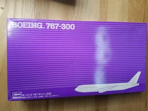 Hasegawa Boeing 767-300 1/200 Boxed - Picture 1 of 2