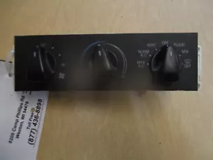 1995 FORD PICKUP F150 HEATER A/C CONTROL - Picture 1 of 4