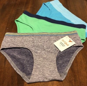 Cat & Jack Size Small (6) Seamless Girls Hipster Pack Of 3 Assorted Colors NWT - Picture 1 of 5