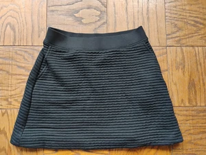 GAP womenns SKIRT QUILTED Black W/ POCKETS Size S Designed & Crafted - Picture 1 of 8