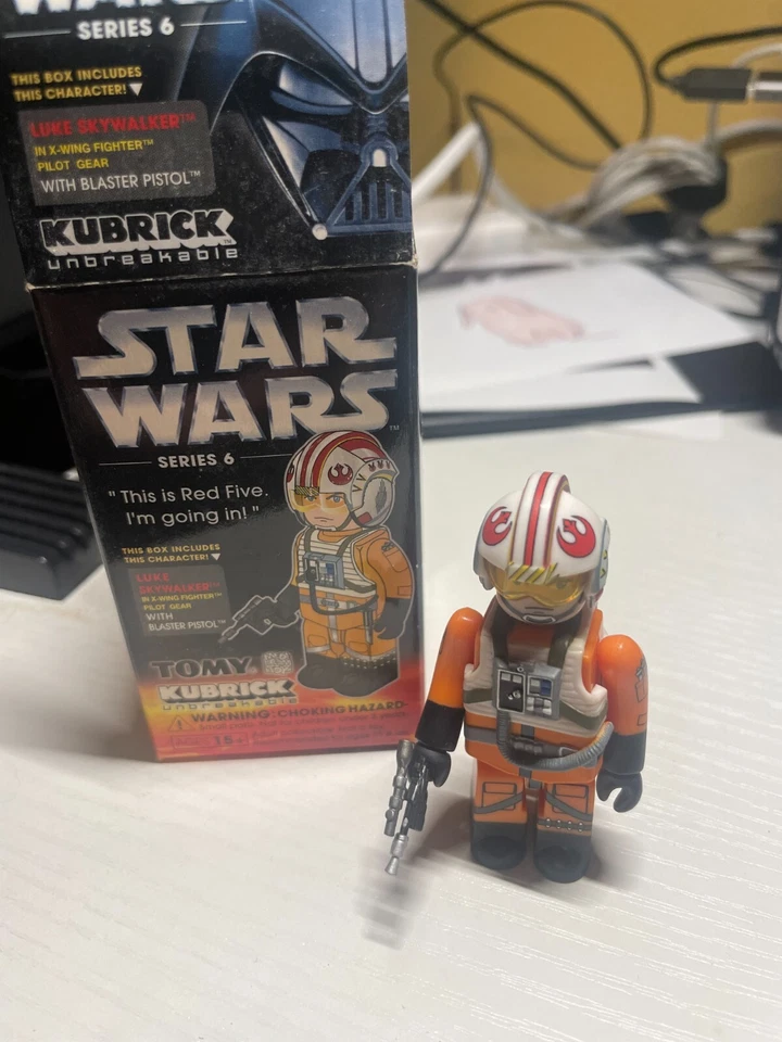 Pilot Luke Skywalker Medicom Kubrick Figure - Imagem 1 de 1