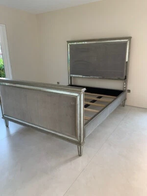 Cama de herrajes de restauración años 30 cama de matrimonio con espejo francés Foto 1 de 4