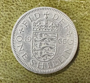 1966 English Shilling - Queen Elizabeth II - Great Circulated condition - Picture 1 of 2