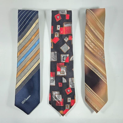 Lote de 3 Gravatas Vintage Oleg Cassini 55", Oscar de la Renta Studio 56", Cedrics 55" - Imagem 1 de 4