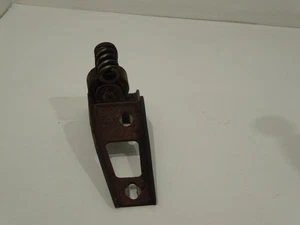 VW Passat 3B B5 2.5TDi Diesel Exhaust Catalyst Cat Mount Bracket 4B0253249A - Picture 1 of 6
