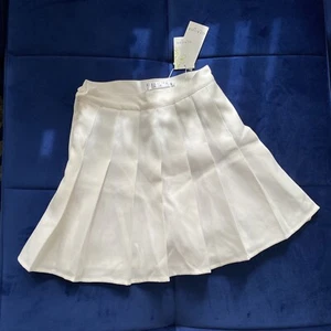 Girls White Pleated Flared Skirt Skort size XS NEW WITH TAGS - Picture 1 of 11