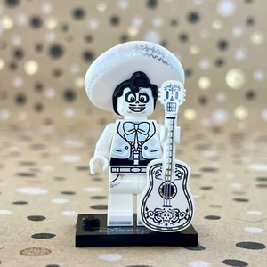 LEGO DISNEY MINIFIGURES - DISNEY 100 - 71038 - No. 10 Ernesto De La Cruz - Picture 1 of 7