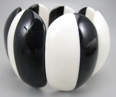  BOLD MARION GODART BLACK & WHITE STRIPED PANEL RESIN STRETCH BRACELET - FRANCE - Image 1 of 3