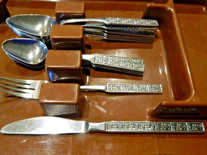 *Stanley Robert’s “Burguntine Velvet” Vintage Flatware 13 Pieces - Picture 1 of 3